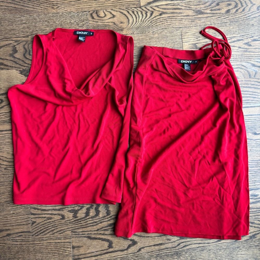 DKNY Vintage Red Matching Set Cowl Neck Top Wrap Skirt Size Small